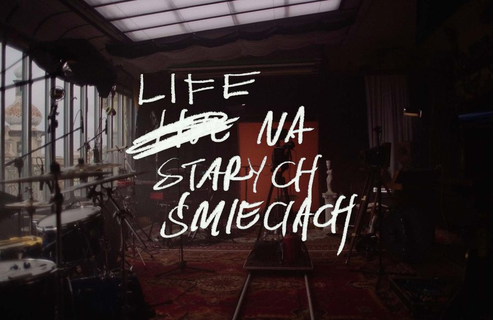 NA STARYCH SMIECIACH